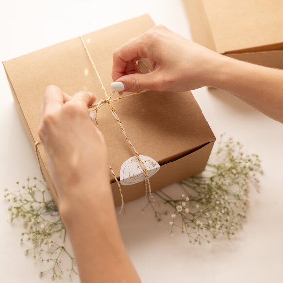 Best Pet’s Gift Box – For Pet Moms & Dads - Picture 7 of 8